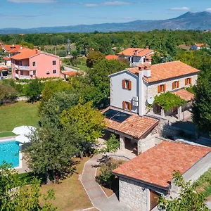 https://vacation-house-ana.in-istria.net